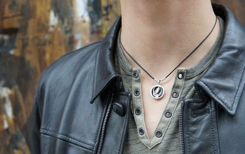 Leather Necklace with Beads and Steal Your Face Pendant 