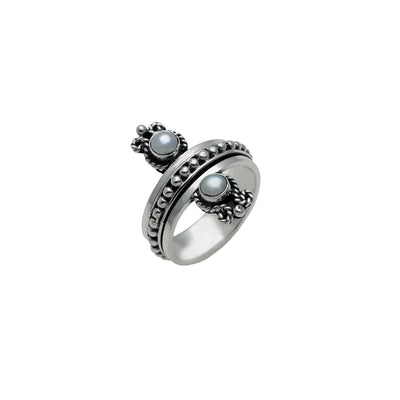 Female 90 Silver Moti Ring, 7 at best price in New Delhi | ID: 22963003333